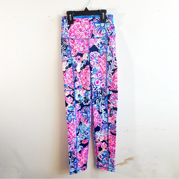 Lilly Pulitzer Leggings Weekender High Rise Midi Navy Turtle Amazement XXS NWT - Picture 4 of 15